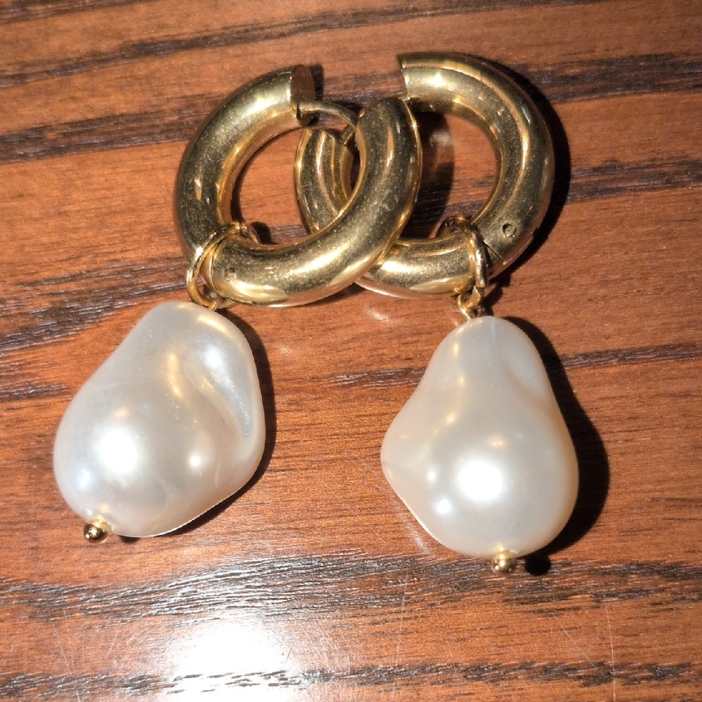 Brand New Marcella NYC Elegant Gold and Pearl Hoop Huggie Earrings